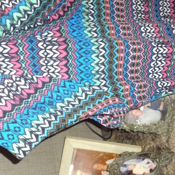 LSKA DRESS  👗 - Picture 3 of 6